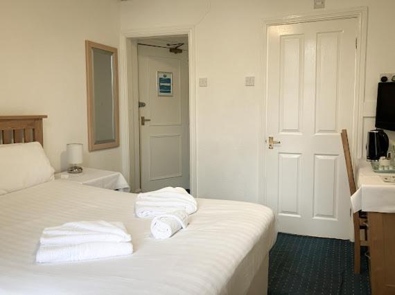 Cardigan And Celtic Bay Guest House Aberystwyth Exterior photo
